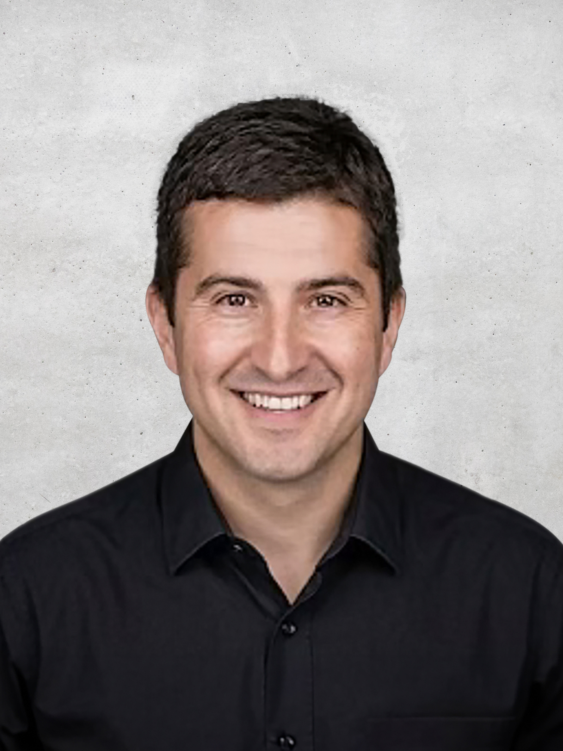 Dr. Anes Hodzic